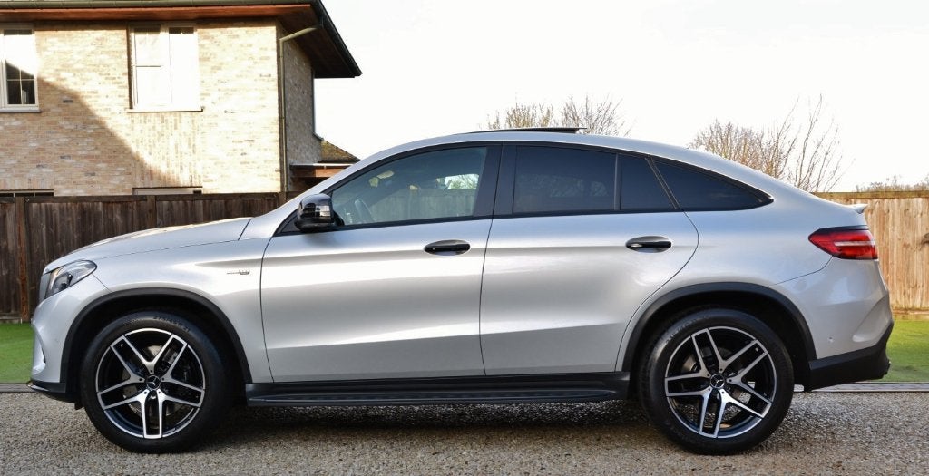 GLE 43 AMG Coupé **LOOK 63 AMG**PANODAK**21"WHEELS**, Auto's, Automaat, Dealer onderhouden, https://public.car-pass.be/vhr/4e3120e3-4413-4694-8f0f-95db4416cec2