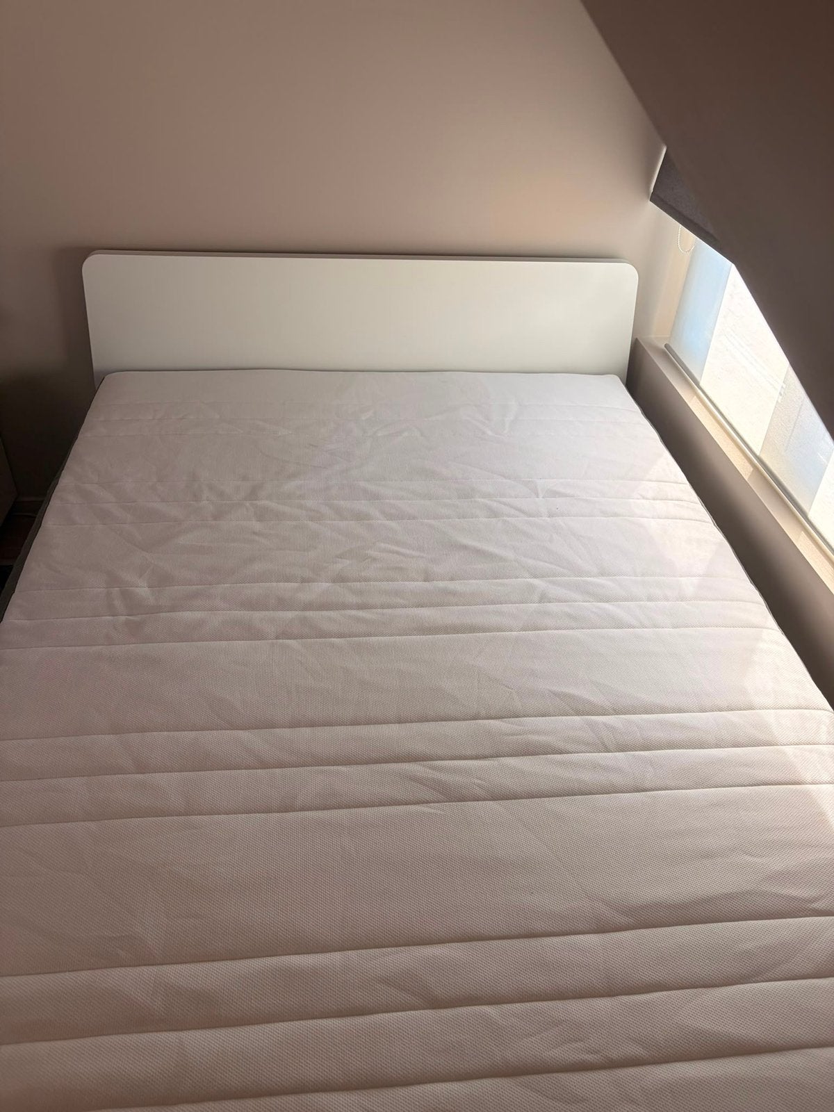 Matras als nieuw 140x200 ikea MORGEDAL foammatras, Enlèvement, Comme neuf, Matelas