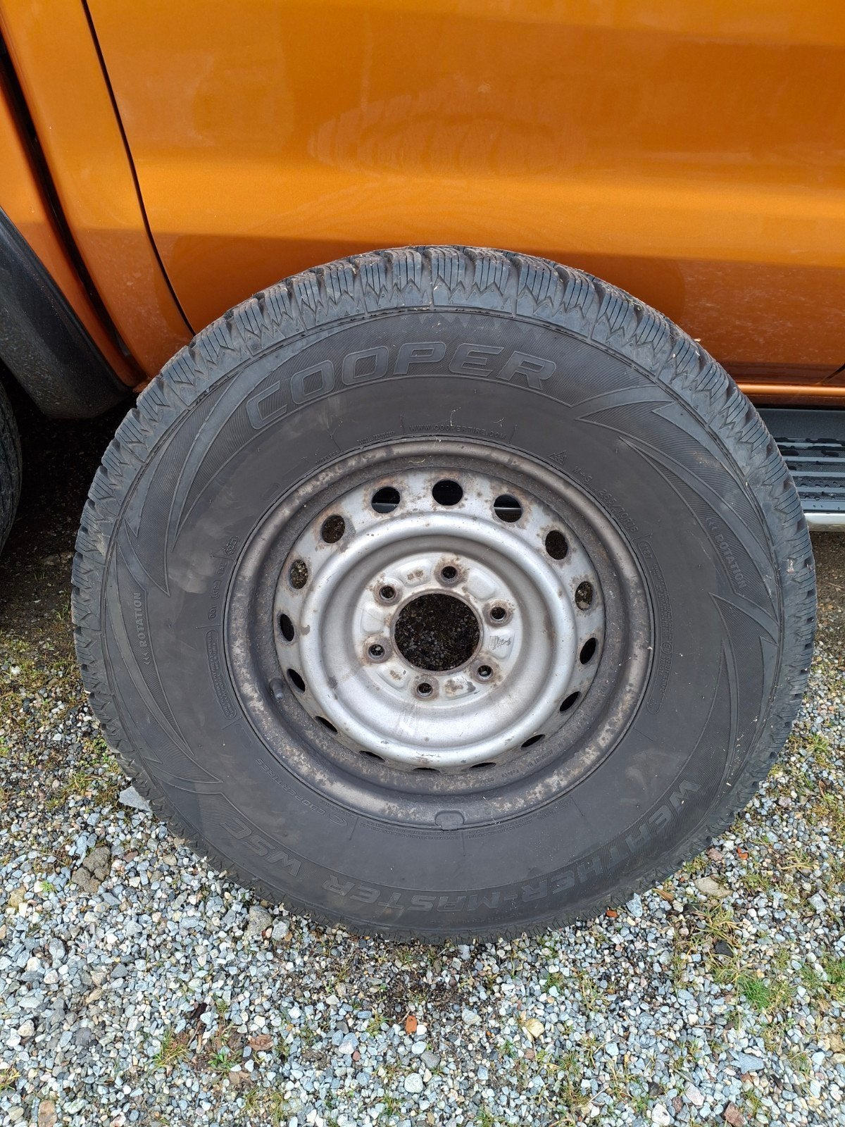 pneus neige ford-ranger 265 70 16 prix faire offre, Enlèvement, Comme neuf