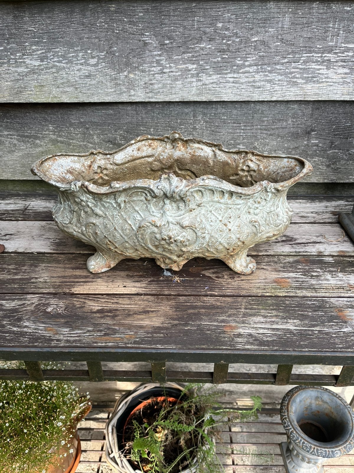 Gietijzeren vaas (jardiniere), Enlèvement, Comme neuf