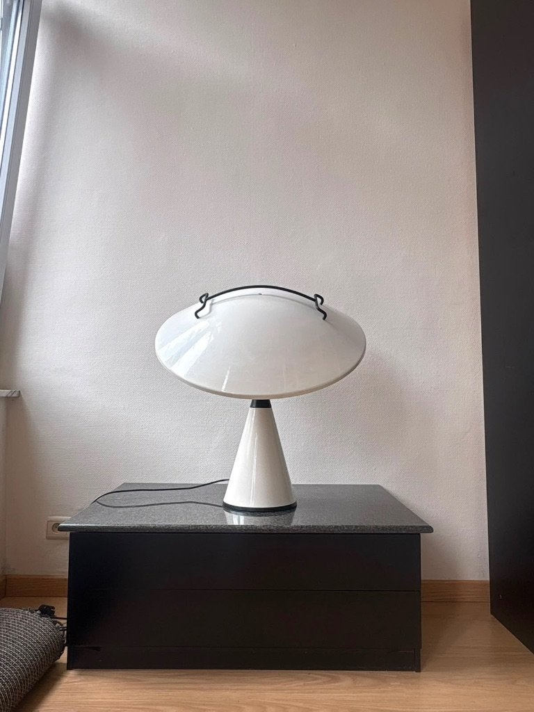 Martinelli Luce — Vintage „Radar” tafellamp Mod. 676, Ophalen, Gebruikt, Wit, Metaal