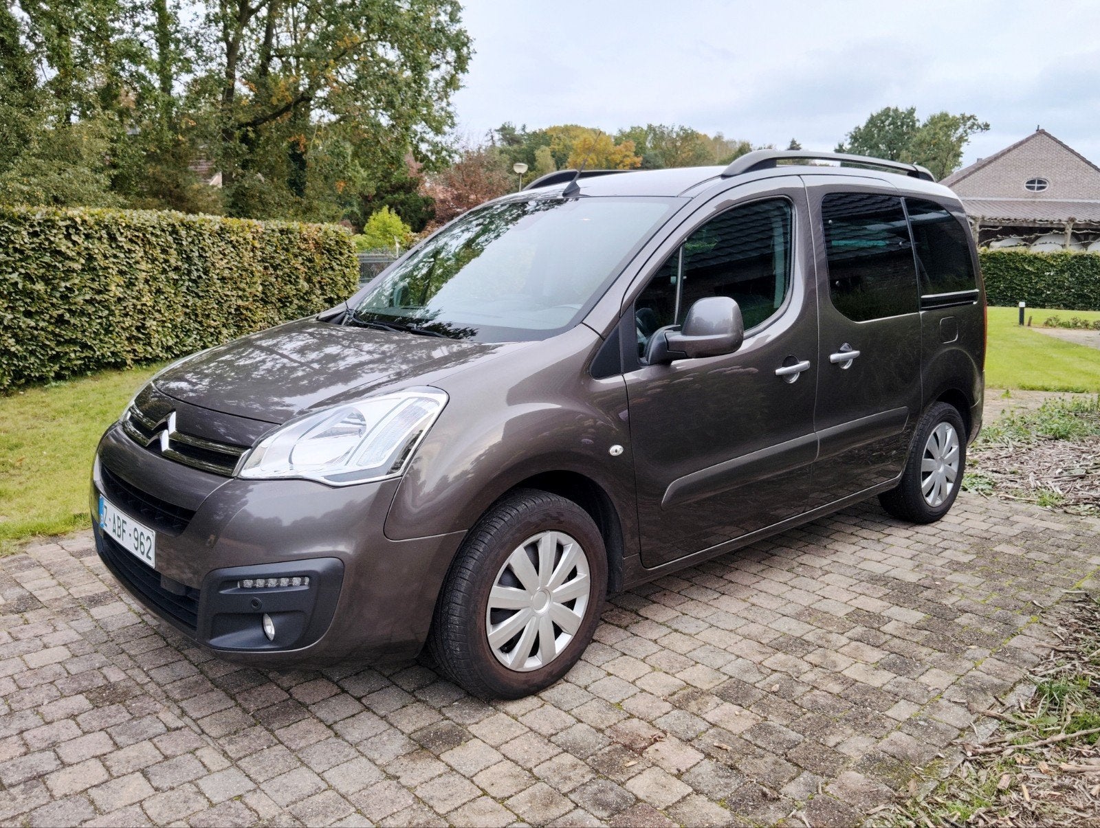Citroën Berlingo multispace  #benzine #euro 6b met GARANTIE, Dealer onderhouden, Bruin, Handgeschakeld, Verwarmde buitenspiegels