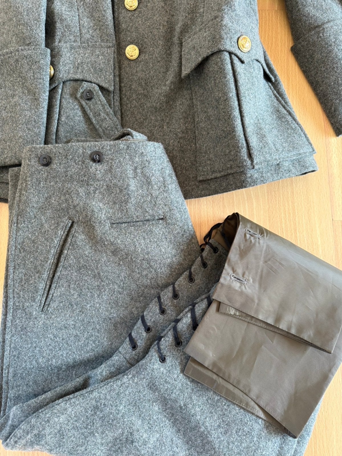 Km uniform, Ophalen of Verzenden