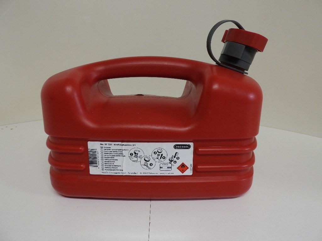 Benzinekruik (Jerrycan) met schenktuit, 5 Liter., Ophalen of Verzenden, Zo goed als nieuw, Overige soorten