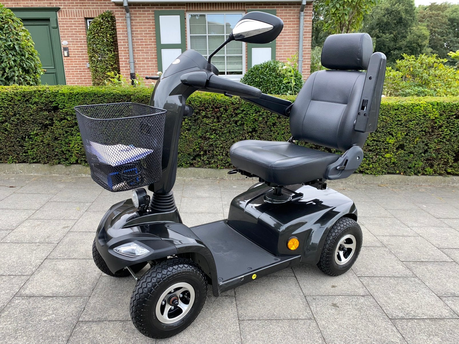 Scootmobiel ST4D Voiturette électrique handicapées, Divers, Chaises roulantes, Enlèvement ou Envoi, Comme neuf