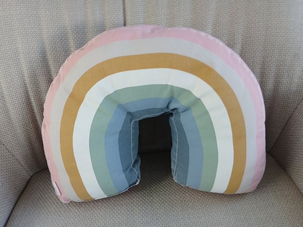 Kussen regenboog 28x38cm, H&M Home, Kleed of Kussen, Zo goed als nieuw, Meerkleurig