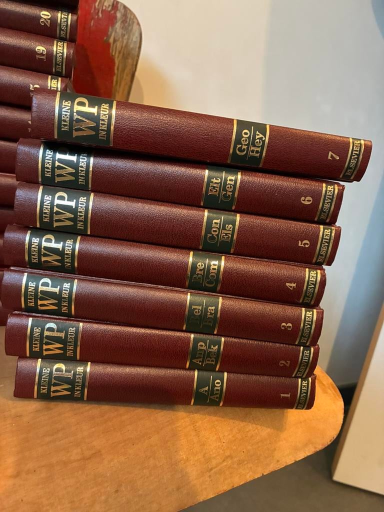 Kleine WP in kleur, Boeken, Ophalen of Verzenden, Gelezen, Complete serie