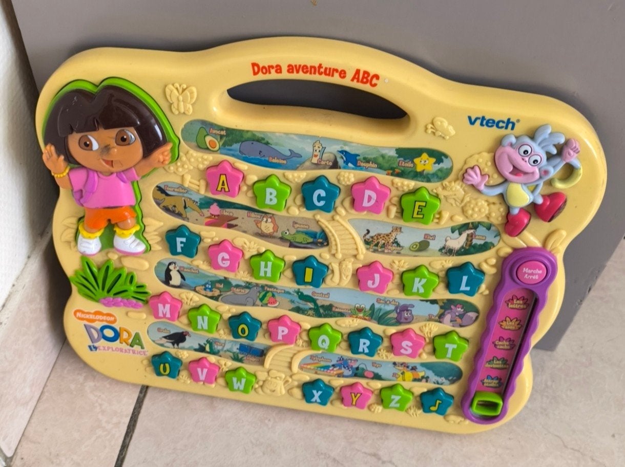 jeu éducatif Dora, Enlèvement ou Envoi, Comme neuf, 4 à 6 ans