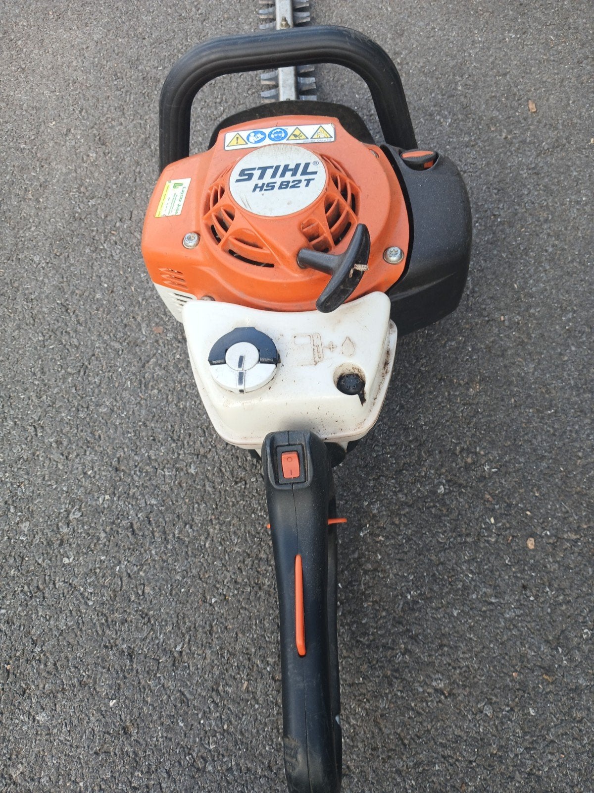 stihl hs 82t, Jardin & Terrasse, Enlèvement