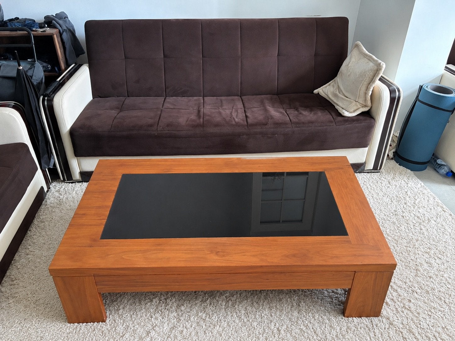 Sofa bed + coffee table+ arm chair, Enlèvement