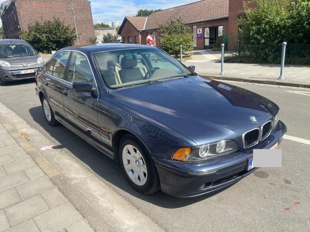 BMW 525d e39, Autos, BMW, Beige, 6 cylindres, Particulier, Euro 3