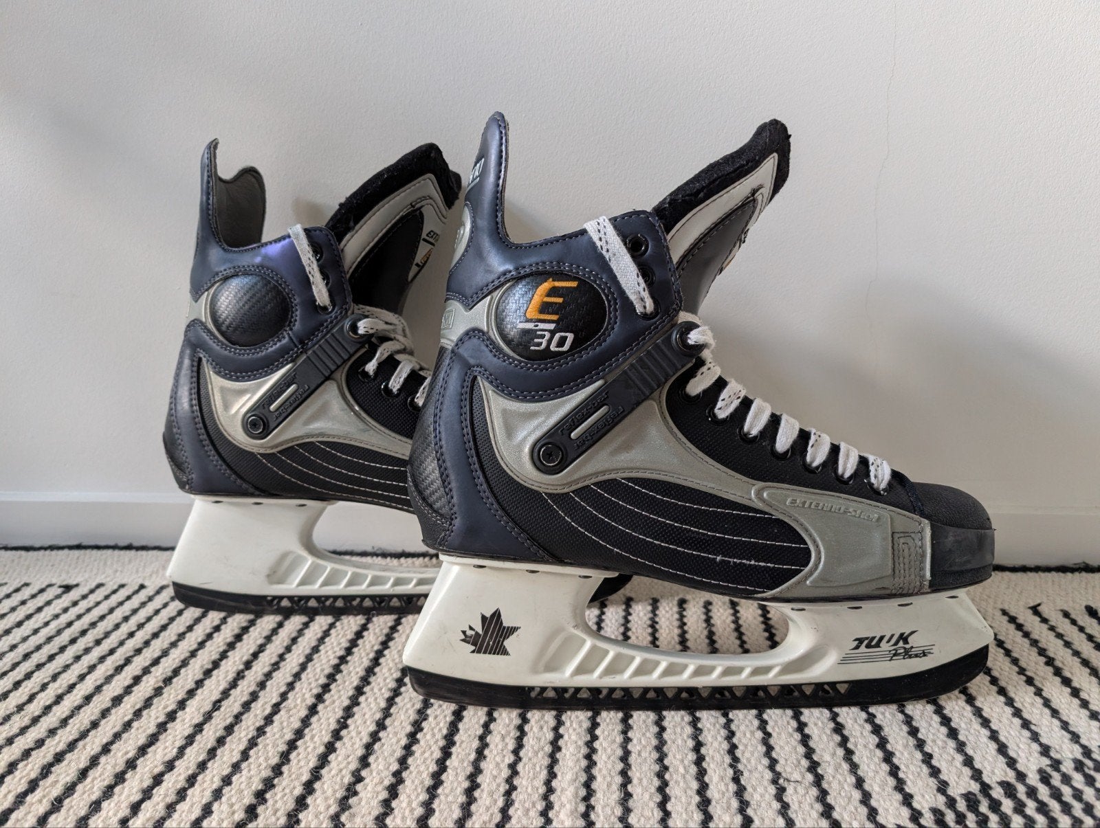 CCM externo E30 ice hockey skates size 11D, Overige merken, Klapschaats, Gebruikt, Ophalen of Verzenden