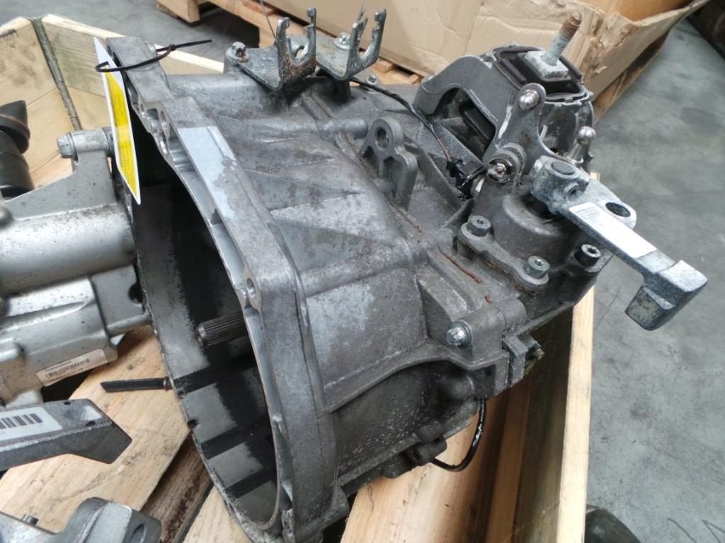 MINI (BMW) COUNTRYMAN TRANSMISSIE / VERSNELLINGSBAK 2012, Ophalen of Verzenden, Gebruikt, Stiba lid