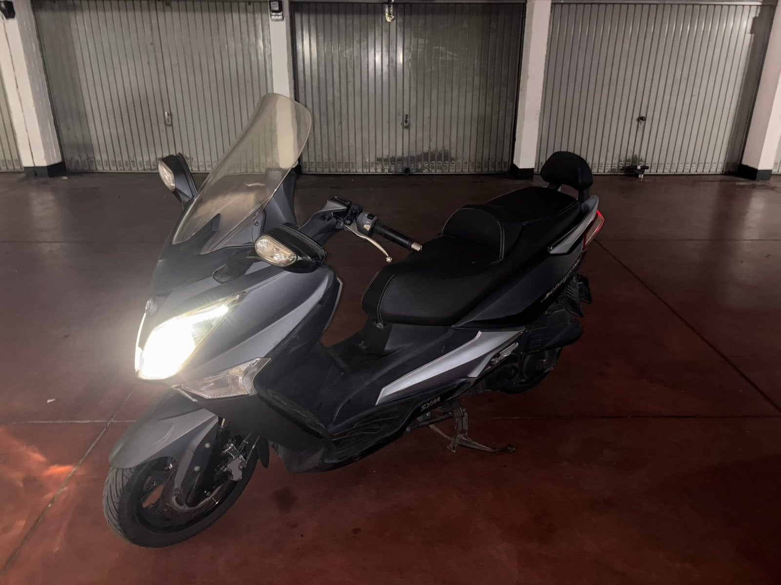Sym joymax 125i, Fietsen en Brommers, Ophalen, Gebruikt