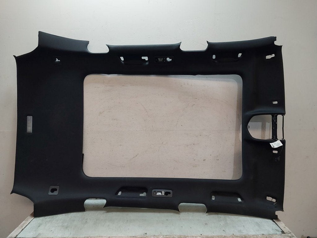 LINER OU CIEL DE TOIT Porsche Cayenne II (92A), Porsche Deutschland GmbH, Porscheplatz 1
70435  Stuttgart, DE, Porsche, Info@porsche.de