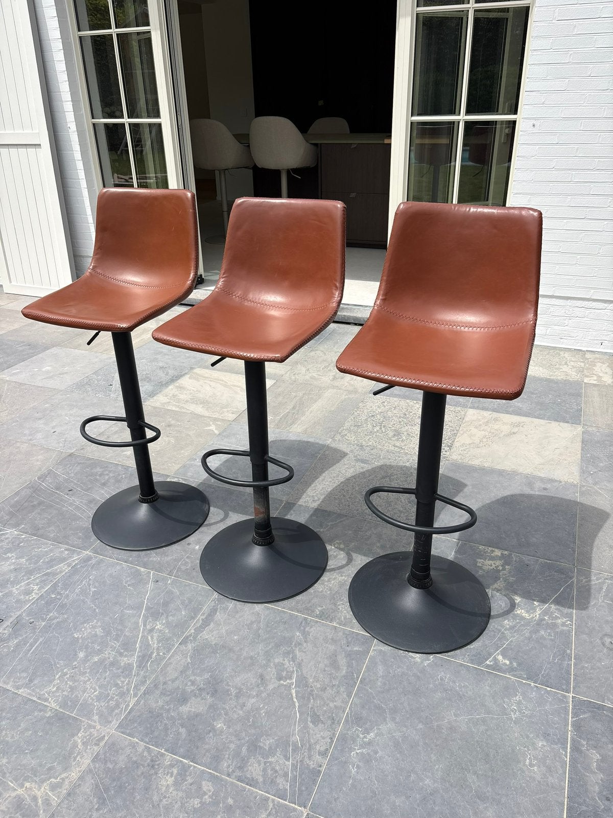 3 barstoelen cognac, Huis en Inrichting, Ophalen, Gebruikt, In hoogte verstelbaar