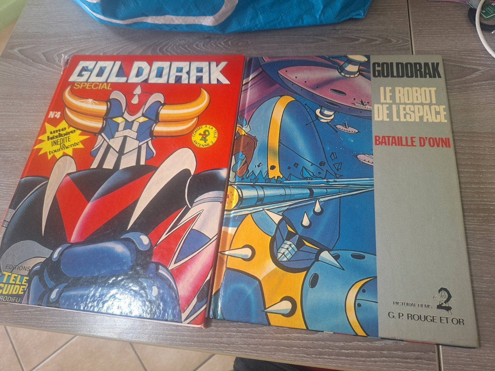 2 franstalige goldorak boeken, Enlèvement ou Envoi