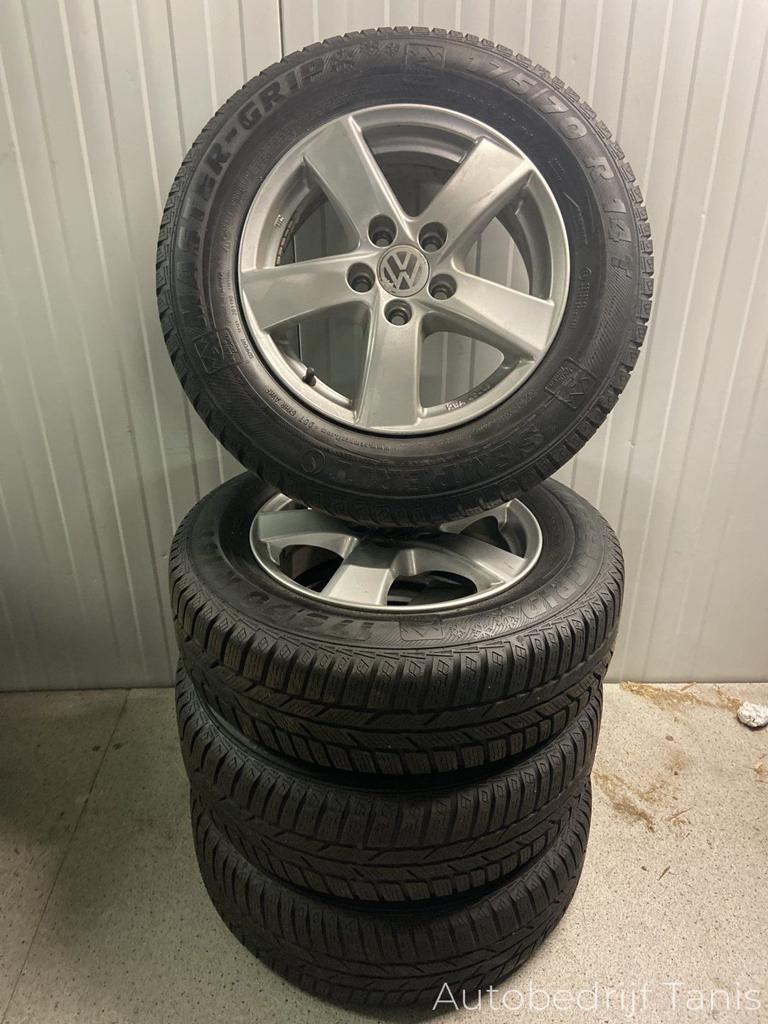 Volkswagen Polo BJ 2018 Semperit 175/70/R14 Winter, Autos : Pièces & Accessoires, Pneus & Jantes, Pneus et Jantes, Pneus hiver