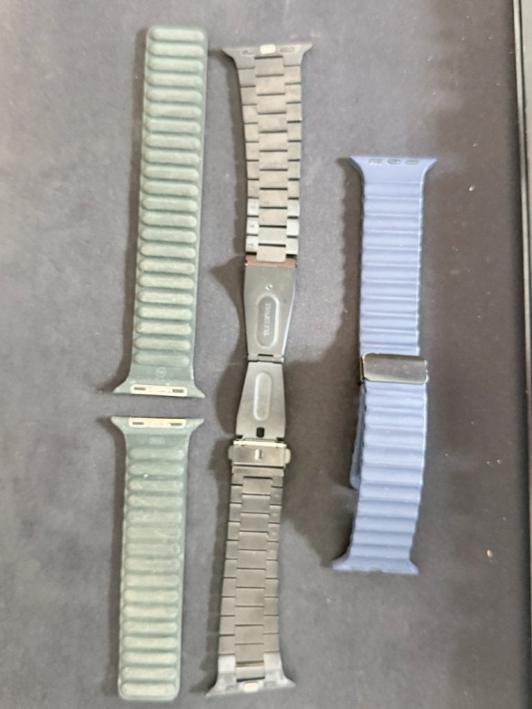 Apple Watch 45 mm bandjes set met originele Apple band, Télécoms, Objets connectés accessoires, Comme neuf, Sangle, Enlèvement ou Envoi