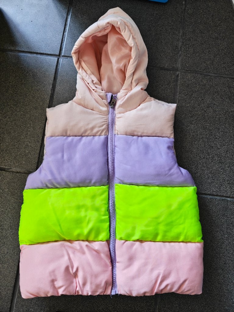 Bodywarmer 98/104, Kinderen en Baby's, Ophalen of Verzenden, Nieuw