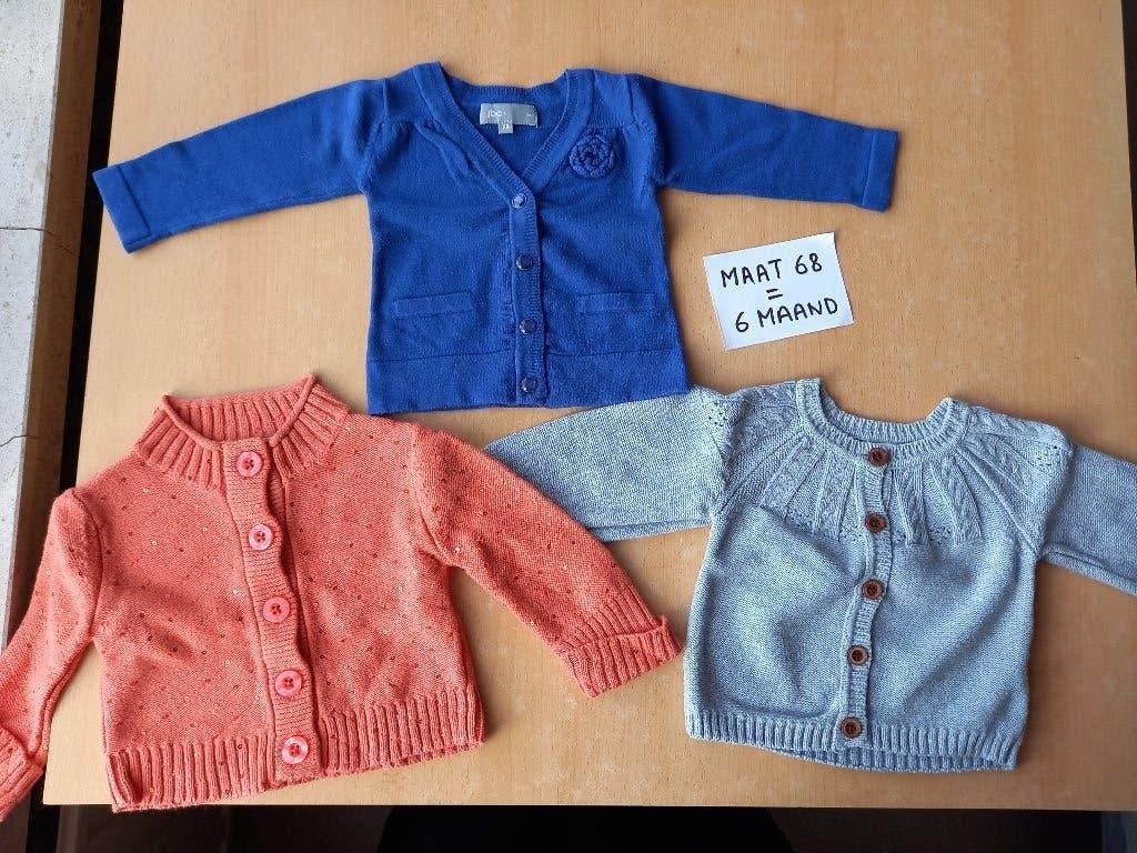 Nieuwstaat pakket truien/gilets maat 68 meisje, Kinderen en Baby's, River Woods, Ophalen of Verzenden, Zo goed als nieuw, Truitje of Vestje