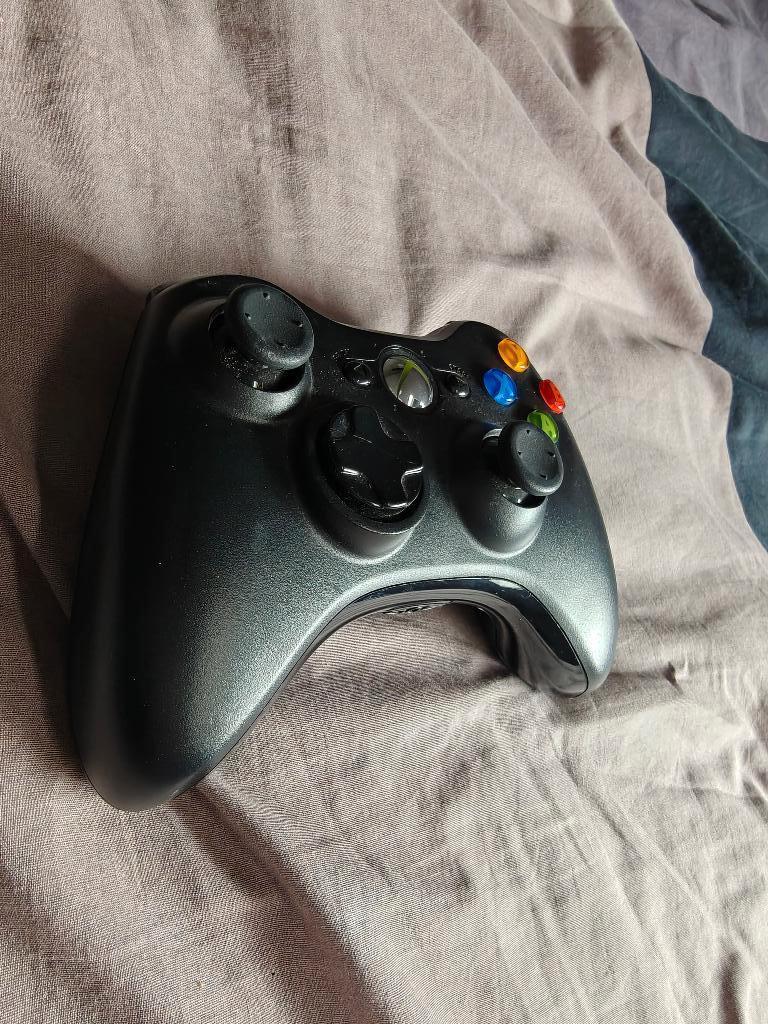 Xbox 360 controller - nieuw model - topstaat, Ophalen of Verzenden, Zo goed als nieuw, Controller, Xbox 360