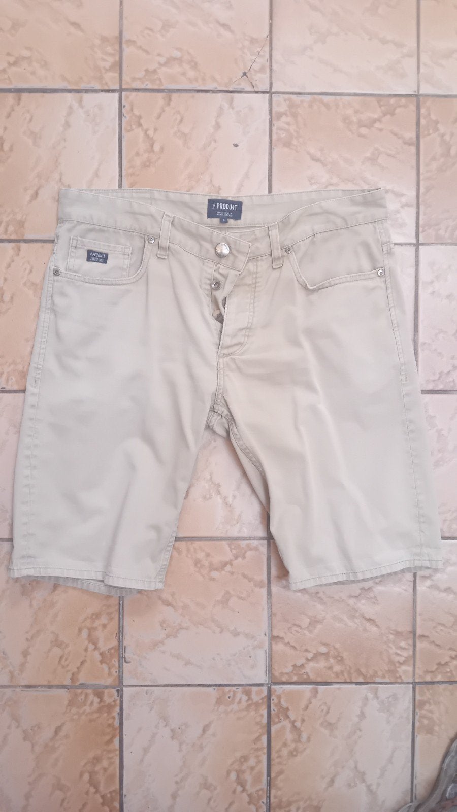 bermuda beige taille L, Vêtements | Hommes, Pantalons, Beige, Taille 52/54 (L), Enlèvement, Porté