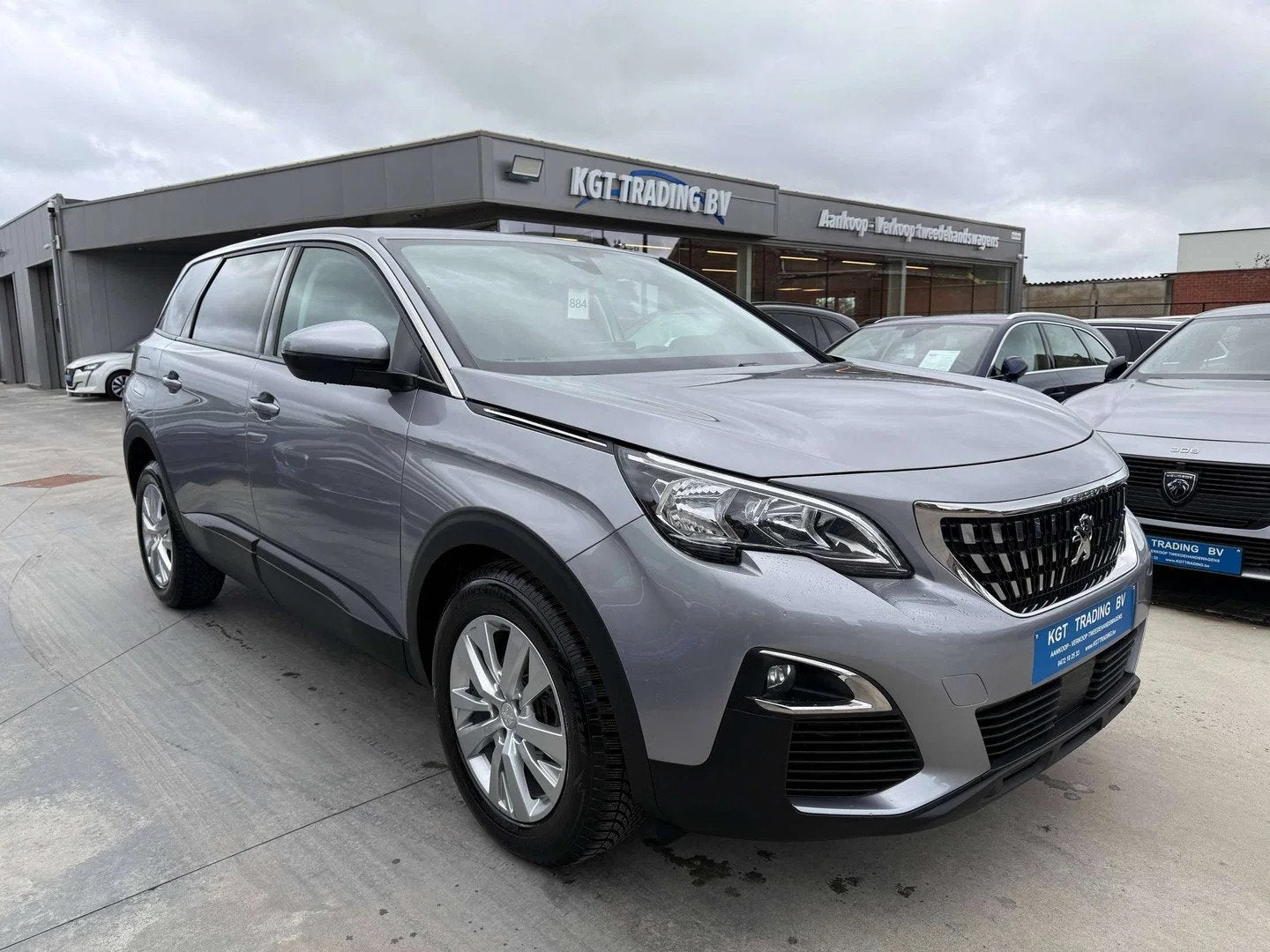 Peugeot 5008 1.2i 130PK NAVIGATIE CAMERA CARPLAY DAB ZETELVE, Auto's, Stof, Gebruikt, 1199 cc, 5 deurs
