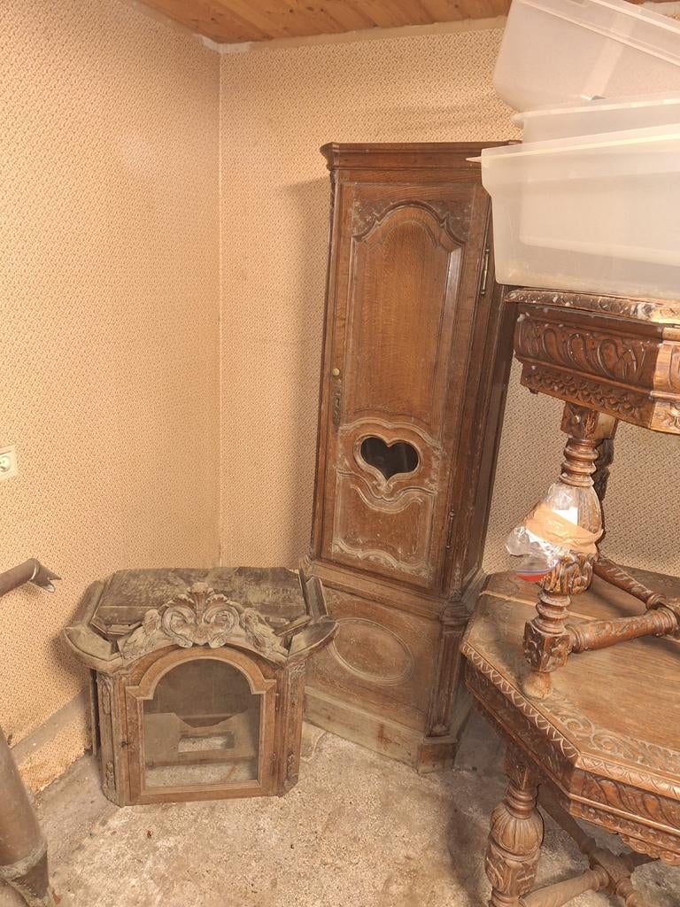 Horloge .juste trois pièces en chêne.  Pas de mouvement., Ophalen