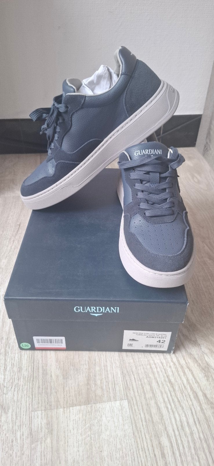 Sneakers  Guardiani Leder maat 42 NIEUWE, Kleding | Heren, Schoenen, Ophalen of Verzenden, Sneakers