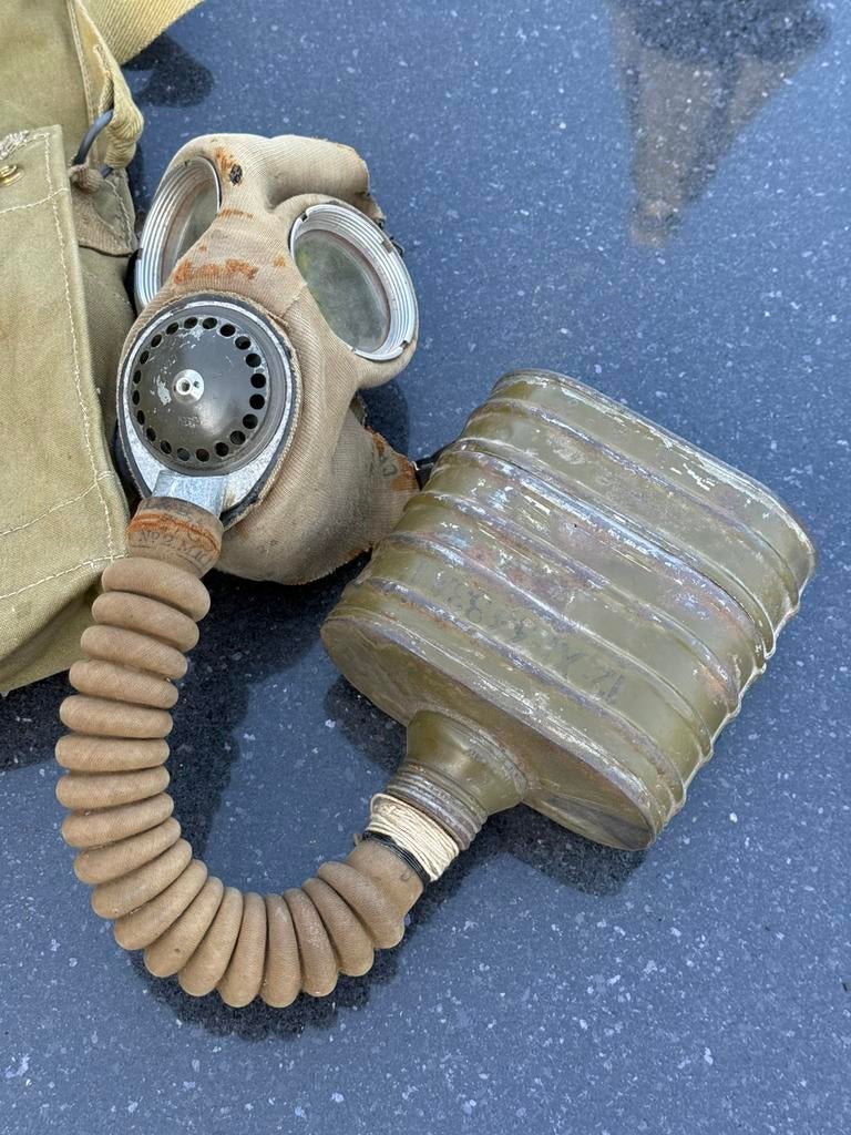 Brits gasmasker, Verzamelen, Militaria | Tweede Wereldoorlog, Ophalen of Verzenden