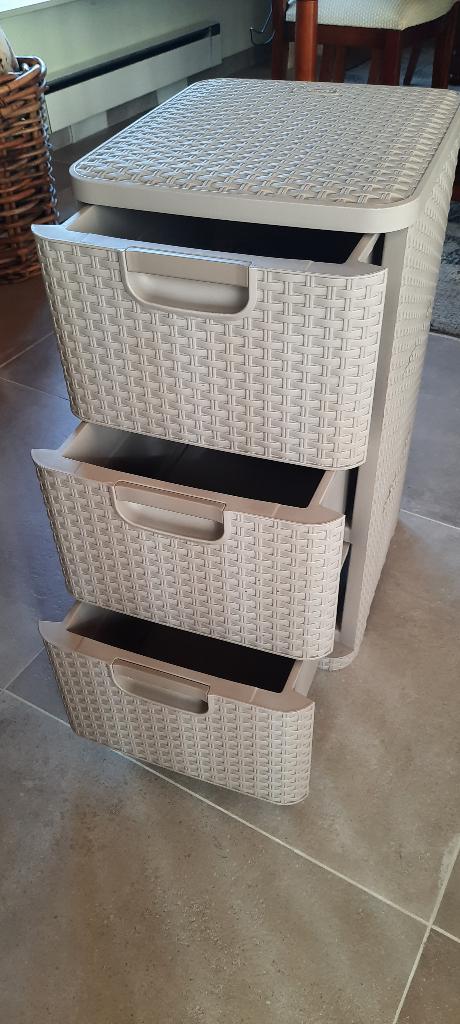Meuble CURVER 3 Tiroirs Beige sur roulettes comme neuf, 3 ou 4 tiroirs, 25 à 50 cm, Moins de 100 cm, Comme neuf