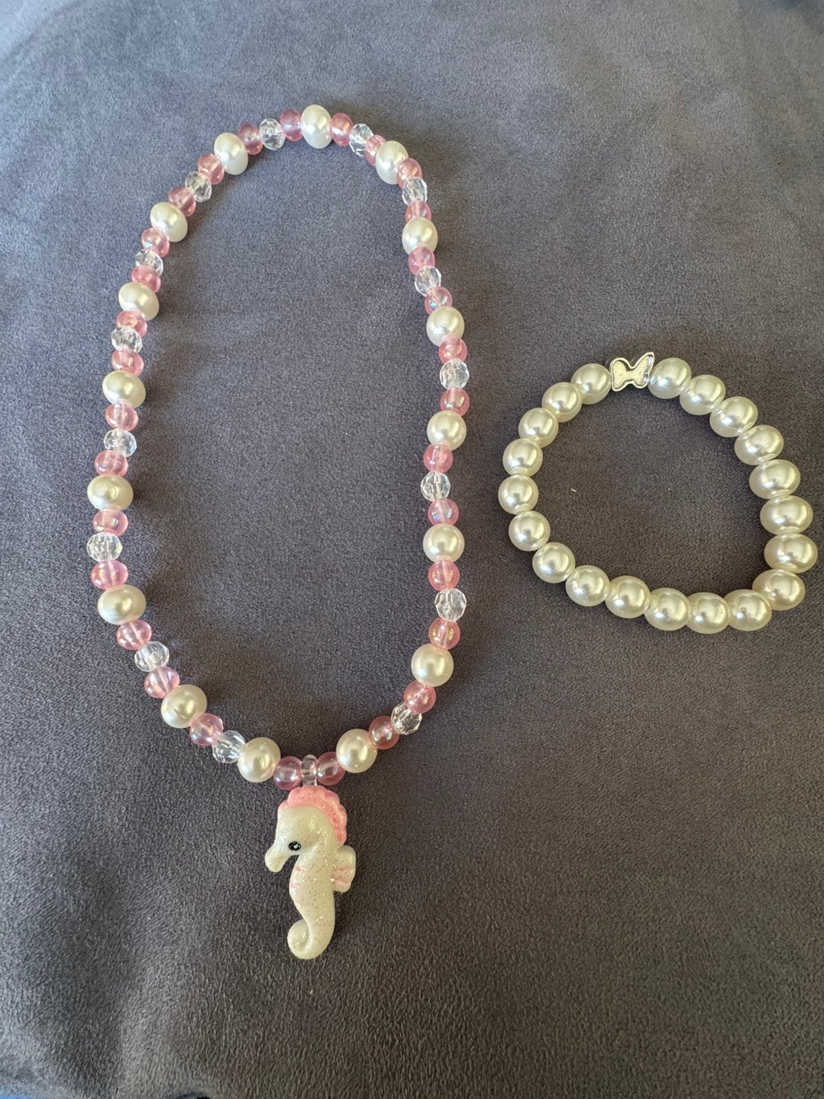 Ketting zeepaardje en armband disney, Ophalen, Zo goed als nieuw, Roze
