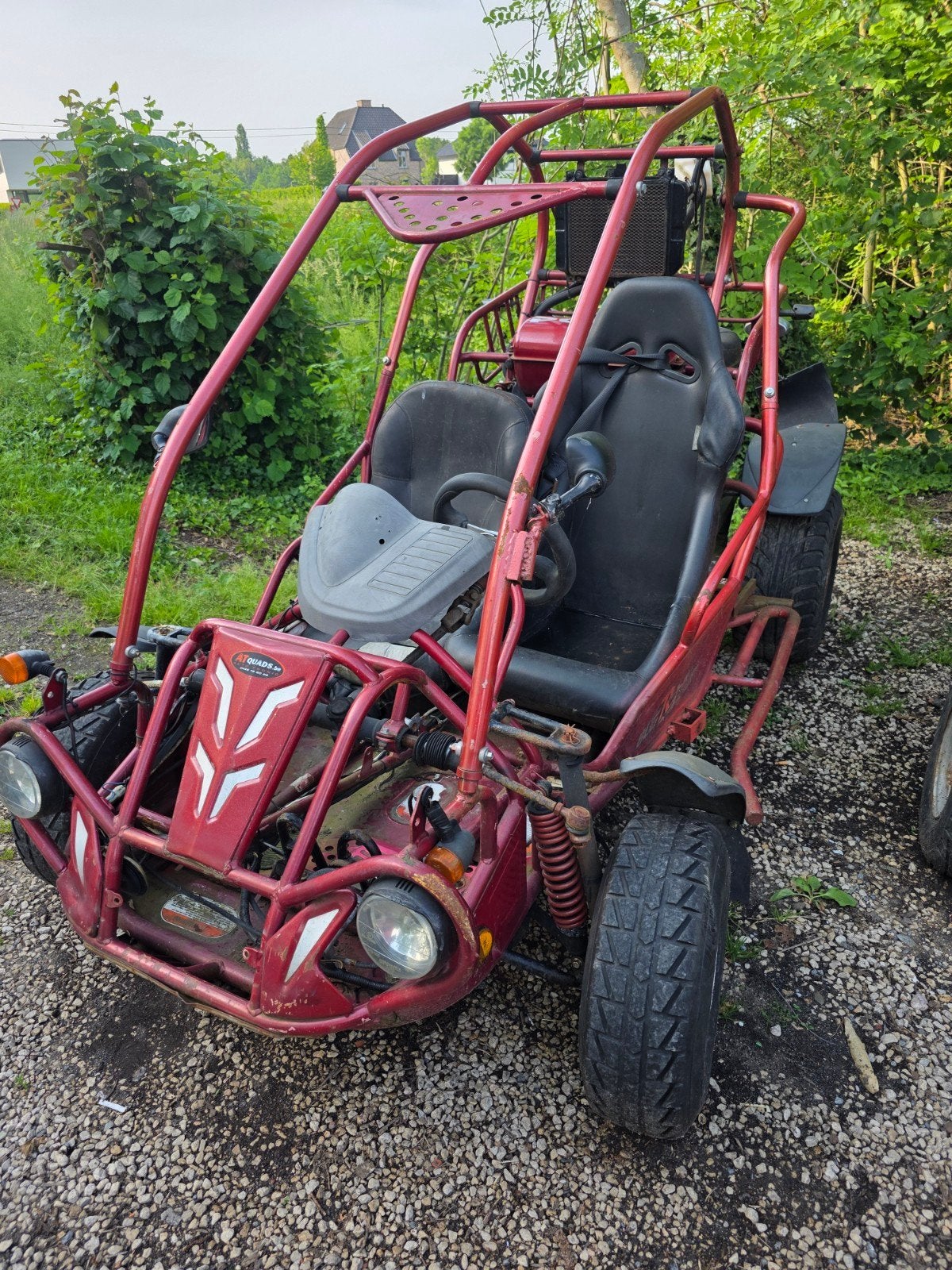 2 pgo buggys starten en rijden, Motos