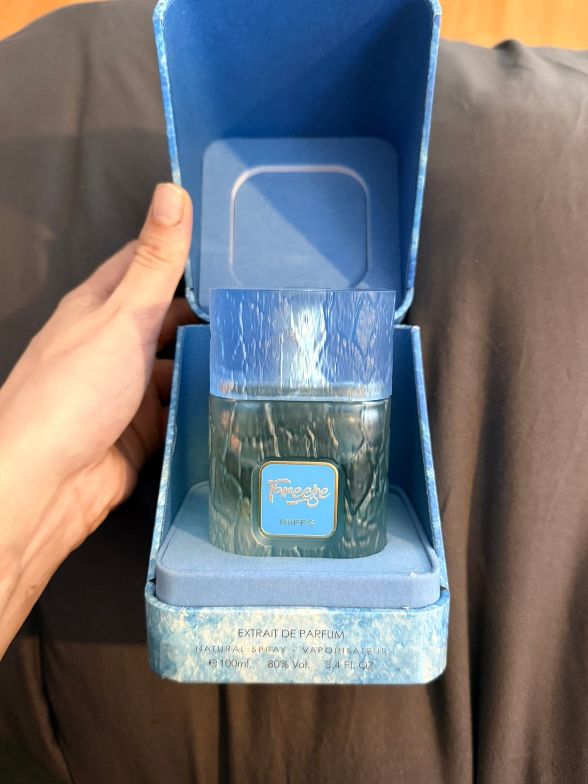 Freez parfum, Handtassen en Accessoires, Ophalen, Zo goed als nieuw