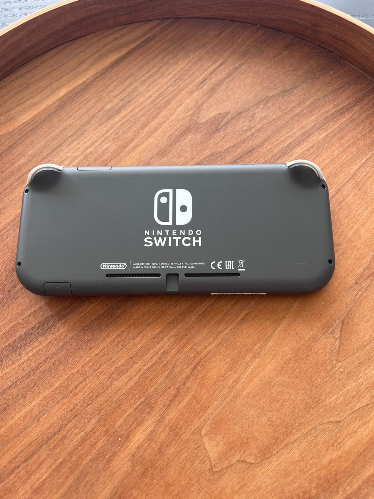 Nintendo Switch Lite Grey Micro + 4 spellen in doos, Games en Spelcomputers, Ophalen, Zo goed als nieuw, Switch, Overige typen