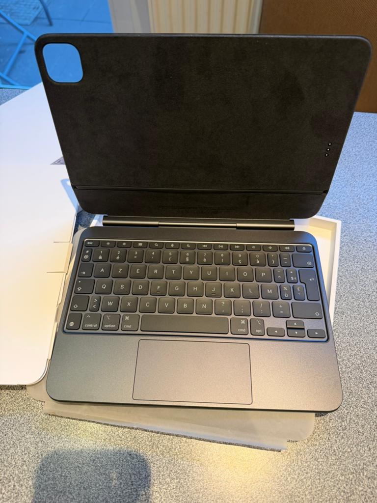 Magik Keyboard iPad Pro M4/M5, Ophalen, Nieuw