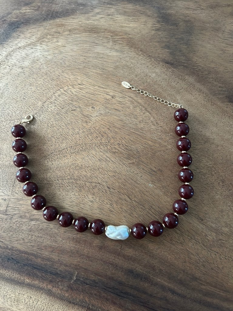 Halsketting Mango - bordeaux, Handtassen en Accessoires, Overige kleuren, Nieuw, Ophalen of Verzenden, Overige materialen