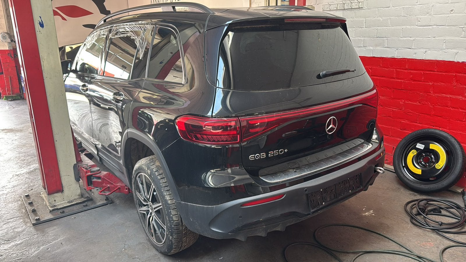 Mercedes EQB 250+ AMG Line* 89.380Km* schade/ zo meenemen, Auto's, Automaat, EQB, Te koop, https://public.car-pass.be/vhr/a14b6ce7-214b-48a1-a008-c1794fdfd80f