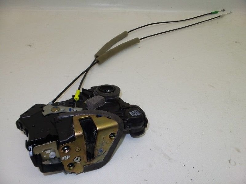 SERRURE DE PORTE RODS AVANT DROIT Toyota Corolla (E12), Utilisé, Toyota