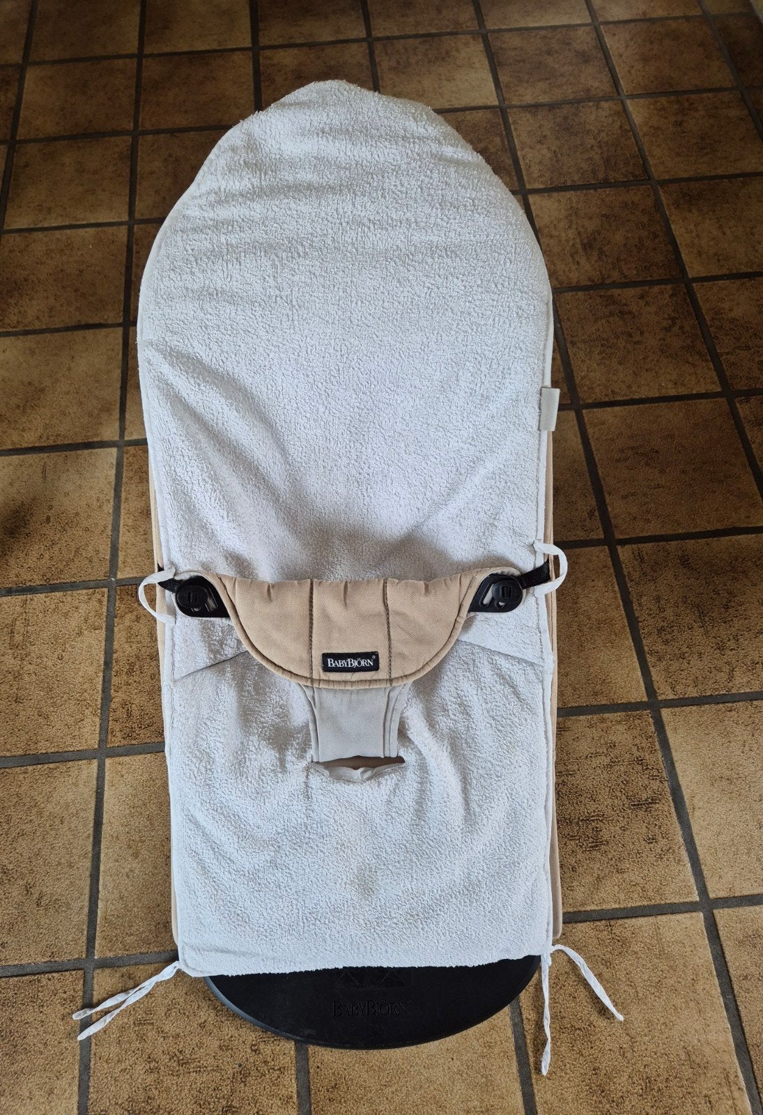 Zacht wit inlegkussen/overtrek Timboo voor Babybjörn wipper, Enlèvement ou Envoi, Utilisé, Chaise rebondissante, Autres marques