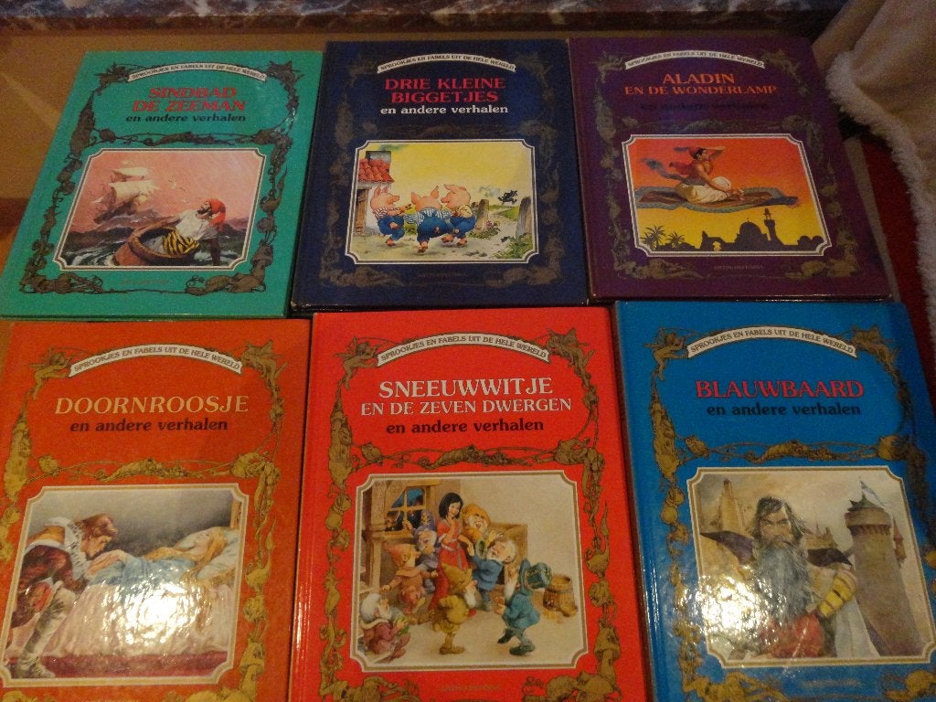 6 sprookjes boekjes, Ophalen of Verzenden, Zo goed als nieuw