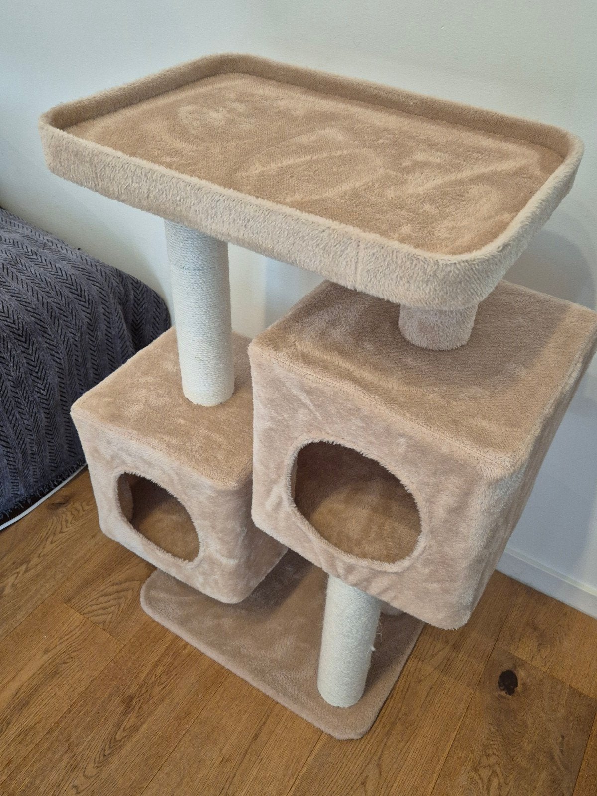 Zo goed als nieuwe krabpaal Layla van F+F (MaxiZoo) – 90 cm, Dieren en Toebehoren, Ophalen, Krabpaal