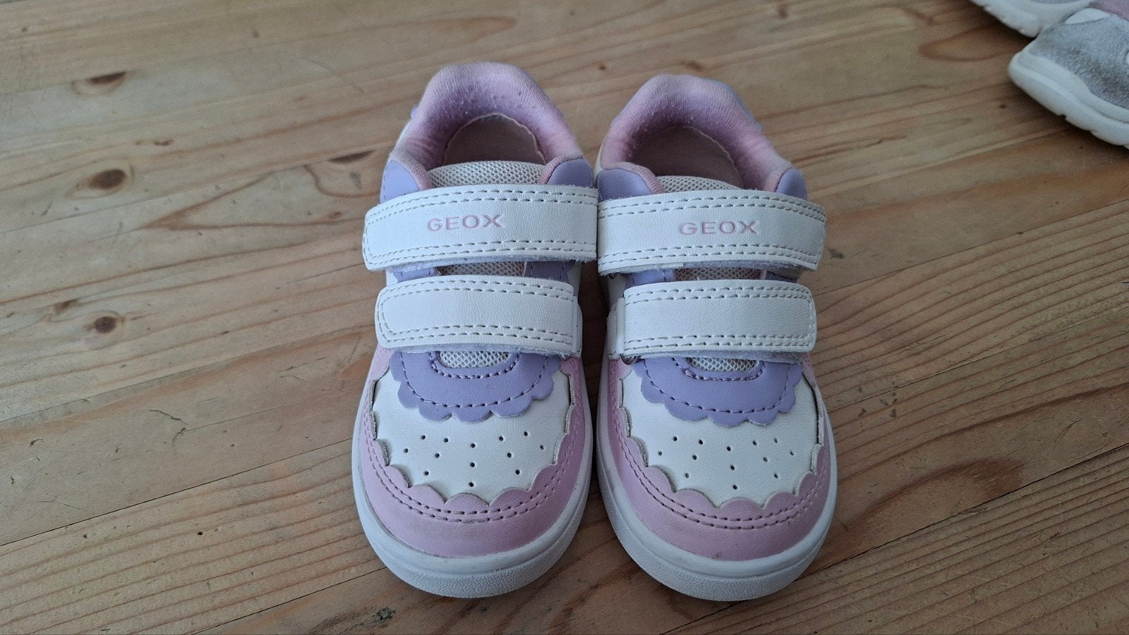 Geox sneakers maat 22, Kinderen en Baby's, Babykleding | Schoentjes en Sokjes, Ophalen, Schoentjes, Zo goed als nieuw, Geox