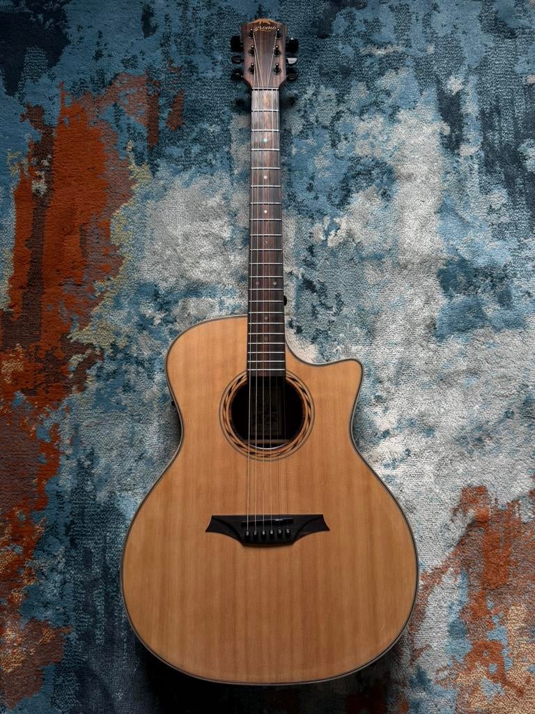 Guitare Bromo–type Taylor–table massive, Musique & Instruments, Enlèvement, Comme neuf