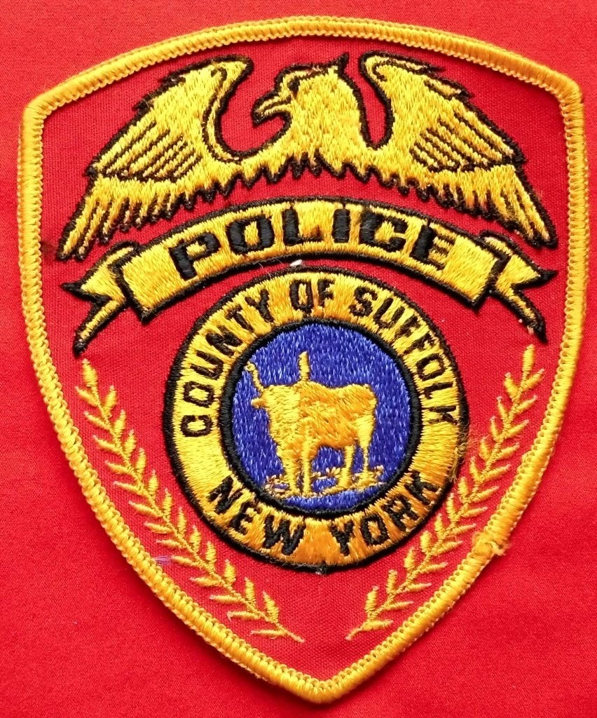 Emblème de la police du comté de Suffolk à New York, Enlèvement ou Envoi, Gendarmerie, Emblème ou Badge