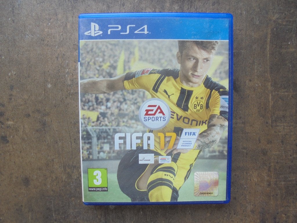 FIFA 17 voor PS4 (zie foto's) II, Enlèvement ou Envoi, Utilisé, À partir de 3 ans, 3 joueurs ou plus