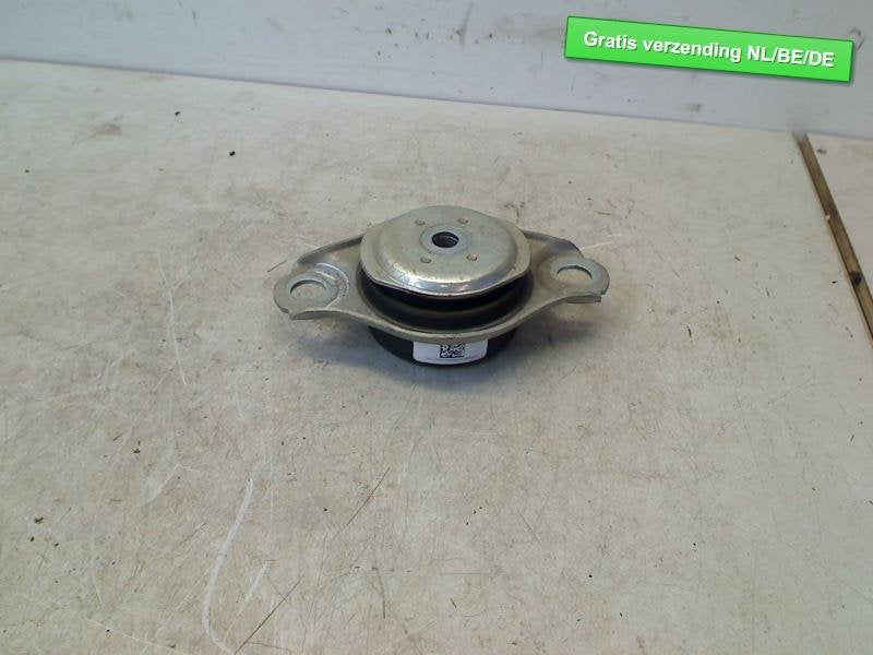 SUPPORT BOITE DE VITESSES Fiat 500 (312) (005173952100), Autos : Pièces & Accessoires, FCA Germany GmbH, IPC D1-09 Bahnhofsplatz
65423  Rüsselsheim am Main, DE