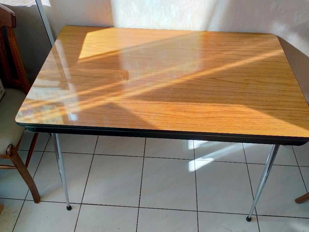 vintage keukentafeltje, Huis en Inrichting, Ophalen, Kunststof, Gebruikt, 50 tot 100 cm