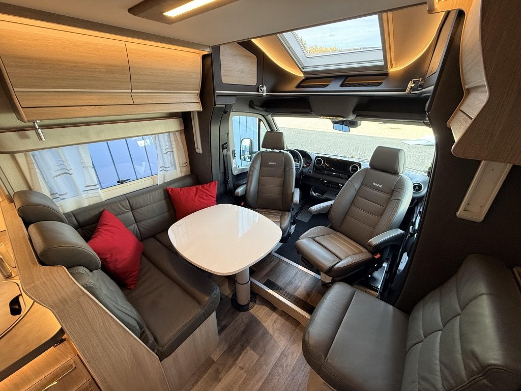 Kabe Travel Master Royal X 780 LQB, Mercedes-Benz, Caravanes & Camping, Mercedes-Benz, 8 à 9 mètres, Diesel, Automatique